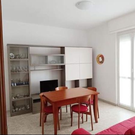 Appartamento Loano Climatizzato Mt 650 Dal Mare Екстериор снимка