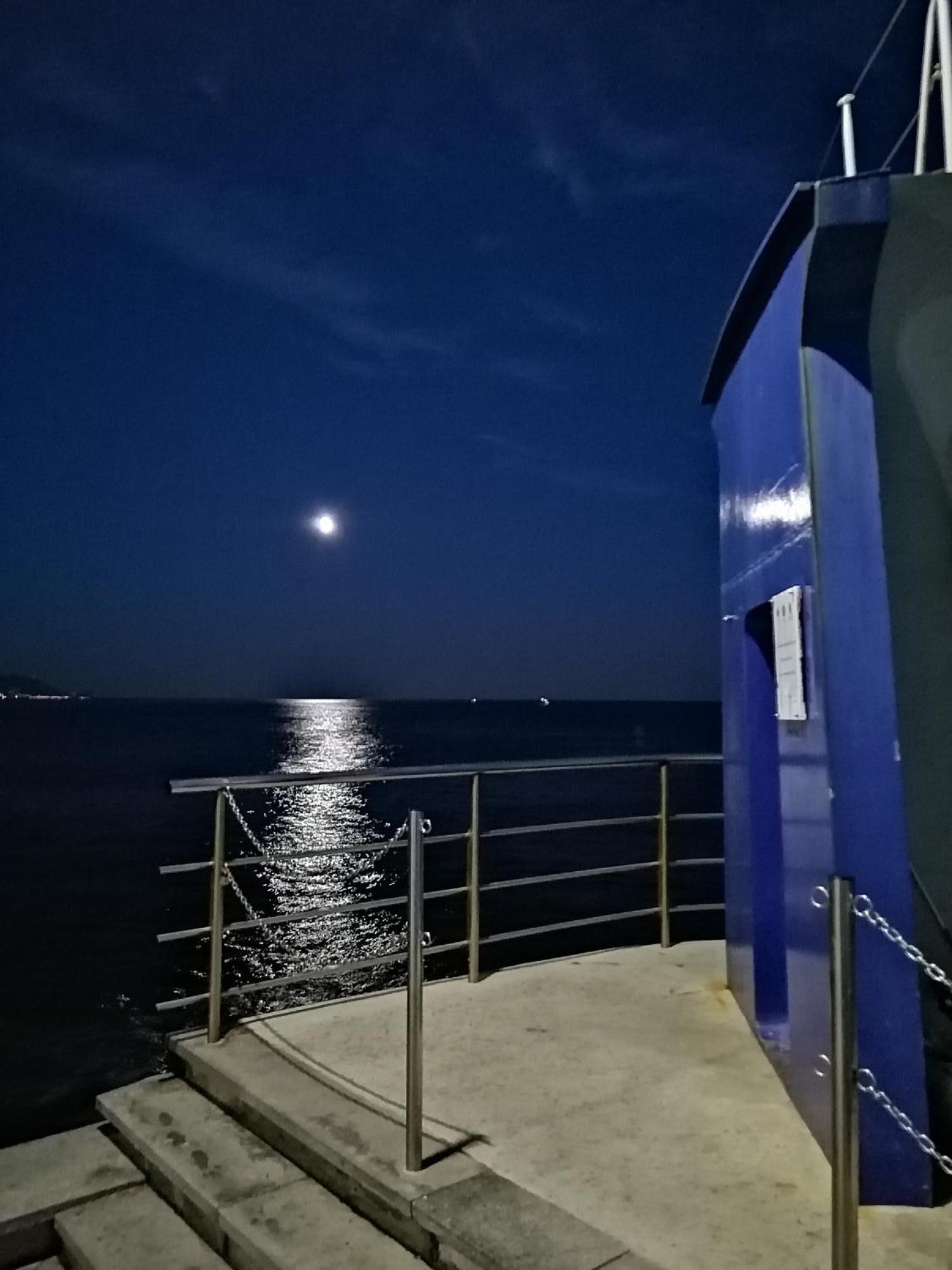 Appartamento Loano Climatizzato Mt 650 Dal Mare Екстериор снимка