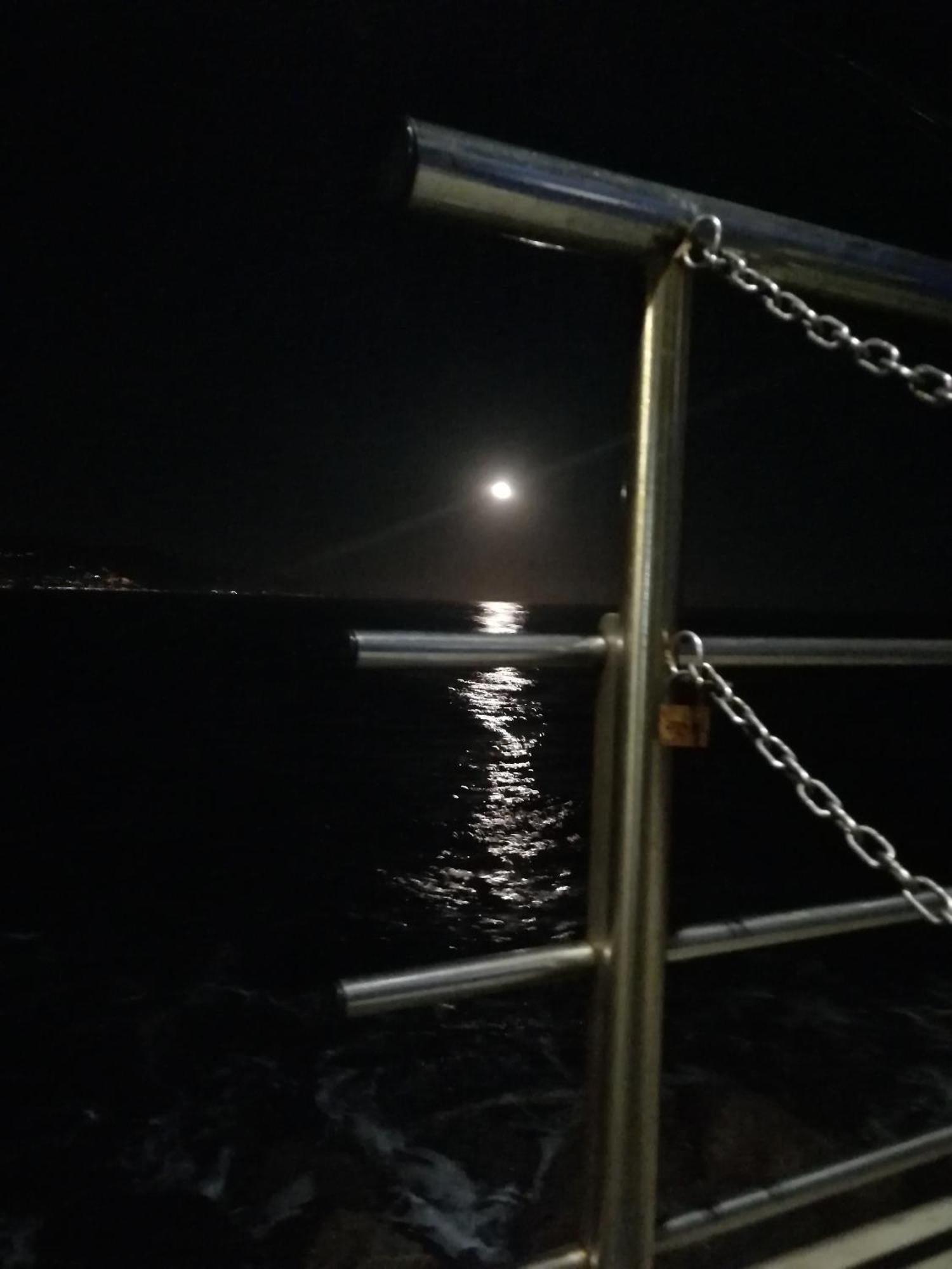 Appartamento Loano Climatizzato Mt 650 Dal Mare Екстериор снимка